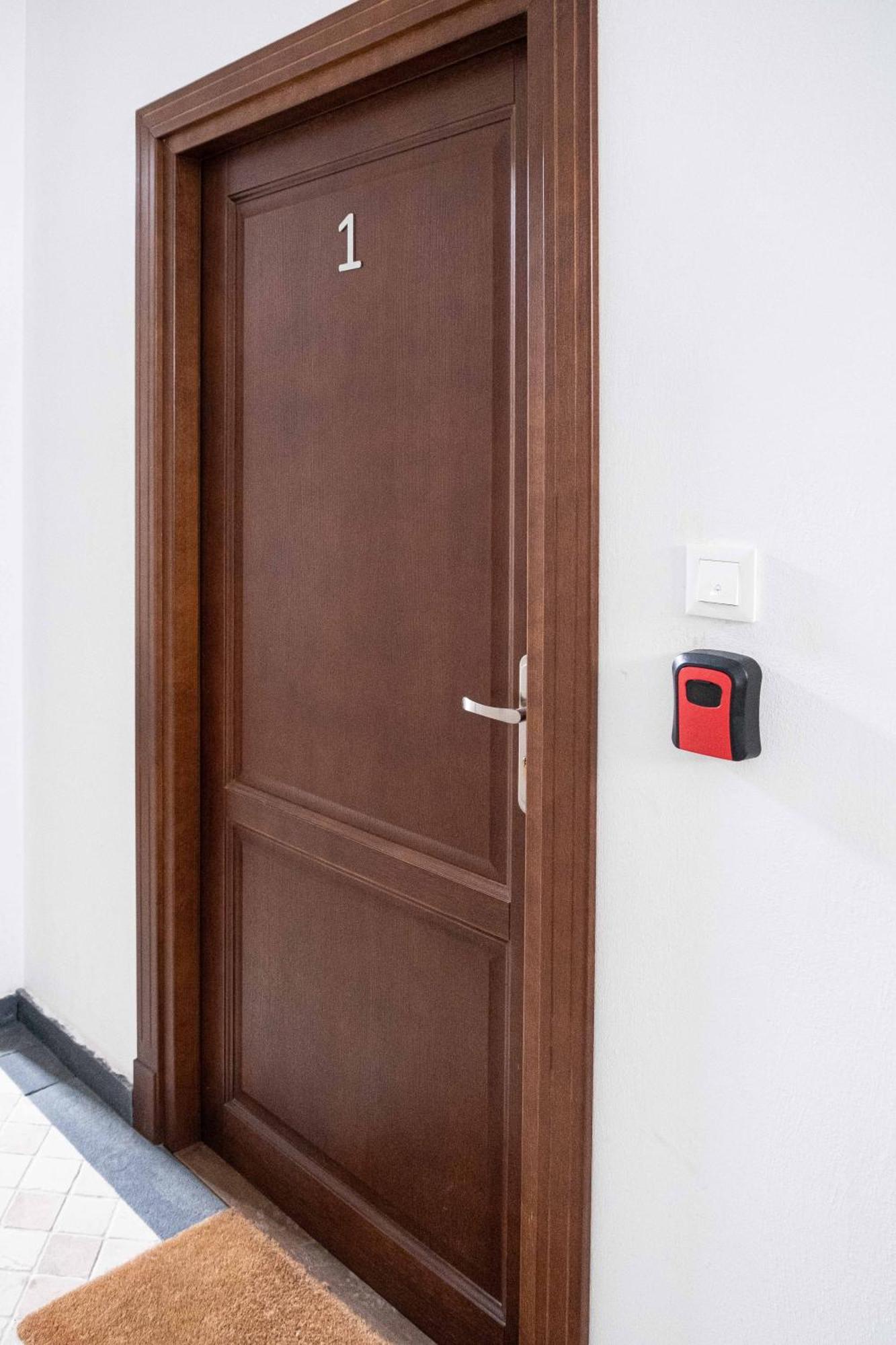 Old Town Zamkowa Vis A Vis Wawelu Apartment Красков Екстериор снимка