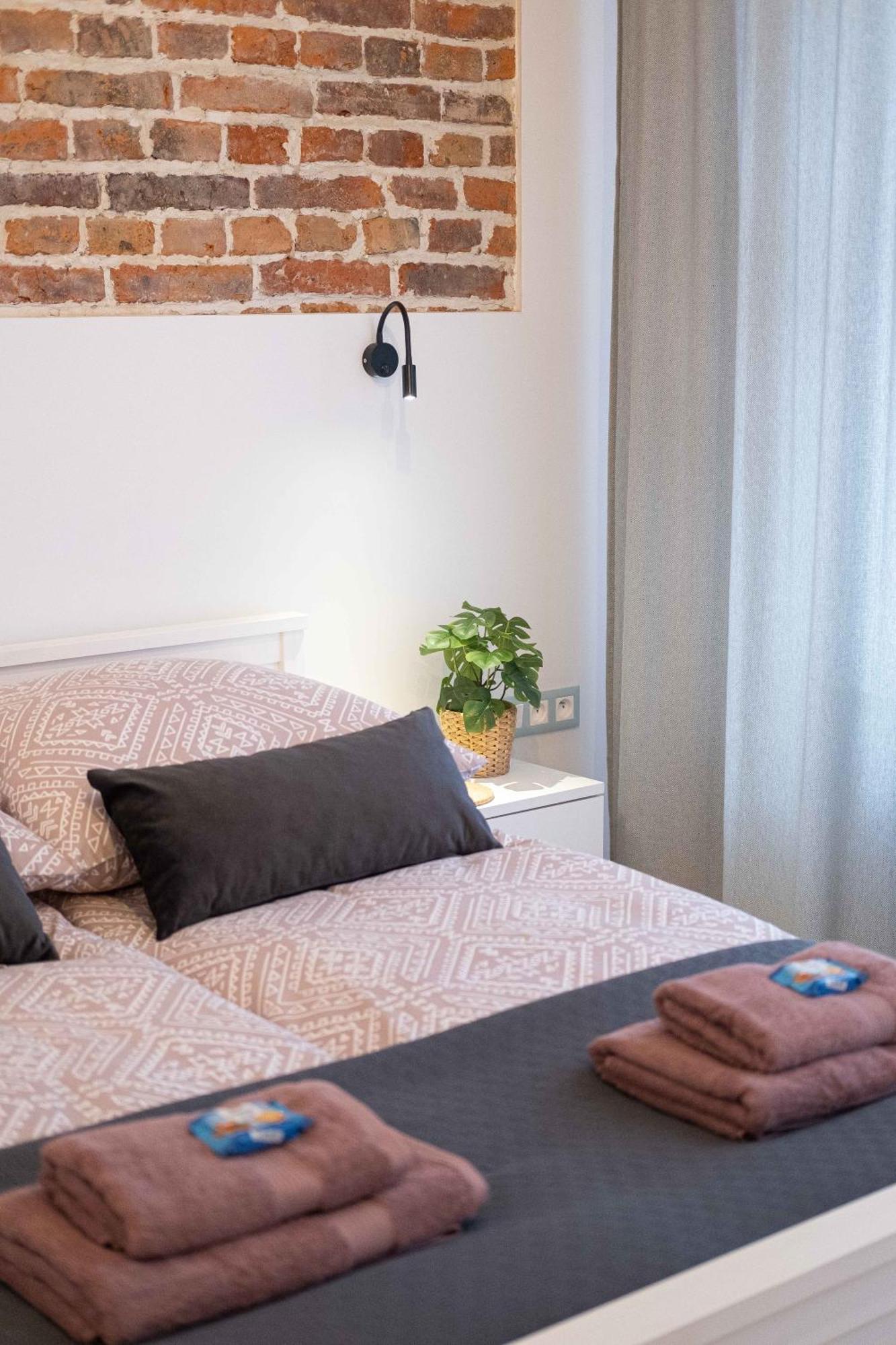 Old Town Zamkowa Vis A Vis Wawelu Apartment Красков Екстериор снимка